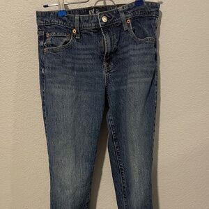 Gap women’s size 2 Slim Boyfriend jeans